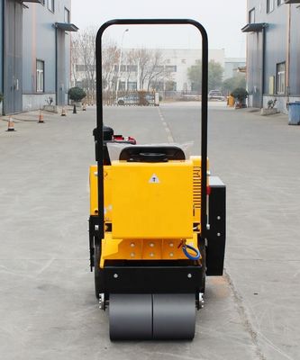 20KN Spannende kracht 70HZ Trillingsfrequentie Diesel wegroller voor compacteringsbehoeften