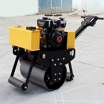 330 kg kleine trillende mini-compactor wegroller met 0,5 mm nominale amplitude