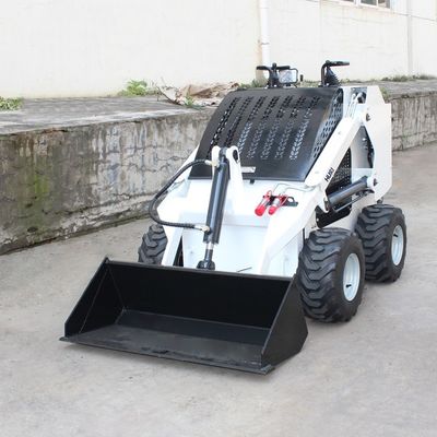 1000 kg gewicht van de machine Schuifsturing met hamer en aardbewegingsmachines