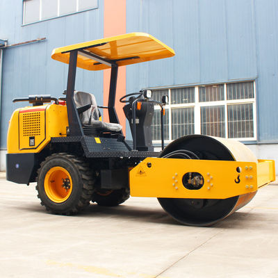 3.5 ton trillingsrol met een trillingsfrequentie van 74 L en een snelheid van 2-8 km/u