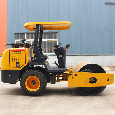 3.5 ton trillingsrol met een trillingsfrequentie van 74 L en een snelheid van 2-8 km/u