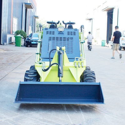 EPA-goedgekeurde Mini-Skid Steer Loader met 950 kg machinegewicht en 17,2 kW vermogen