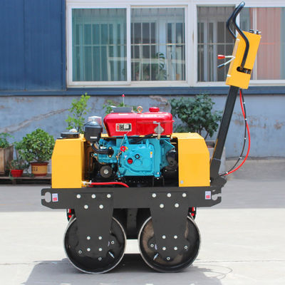 600 mm Compactiebreed Handheld Soil Compactor Machine met 2,5 L brandstoftankcapaciteit