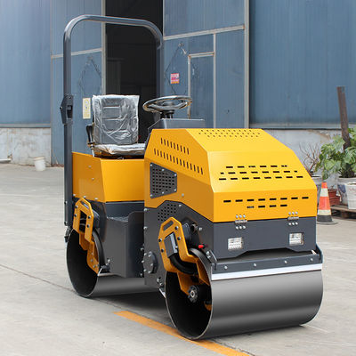 1 ton trillende asfaltcompressor met dubbele trommelrol en ChangchaiL12-motor