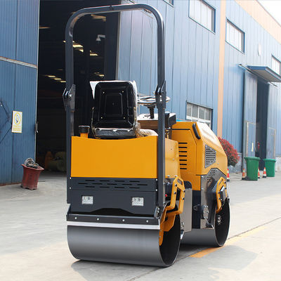 1 ton trillende asfaltcompressor met dubbele trommelrol en ChangchaiL12-motor