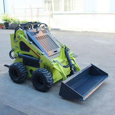Mini skid steer loader met boor en draaiende screening emmer voor verschillende terreinen