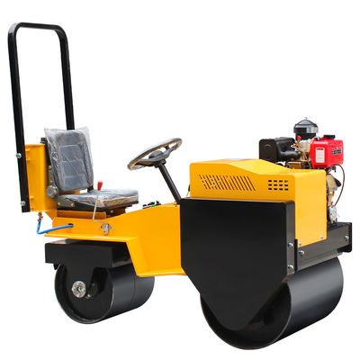 Vibratorroller 0,6 ton Mini Double Drum Ride-On Road Roller met CF178/R180 motor