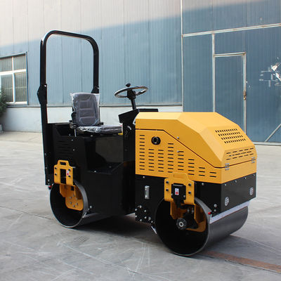 Kleine trillende minicompactorroller dubbeltrommelroller met een watervatcapaciteit van 55L