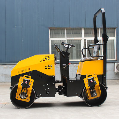70Hz Opwinding Frequentie 1.5t Dubbelwiel Volledig hydraulisch Europese standaard motor Road Roller