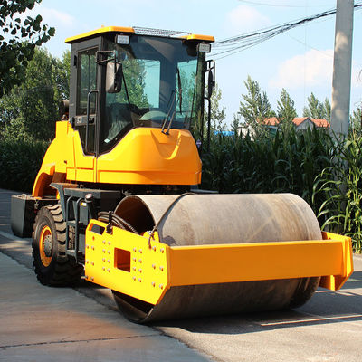 Rijden op trillende single drum 6000 kg Asfalt Ground Road Rollers Voor Asfalt Leging