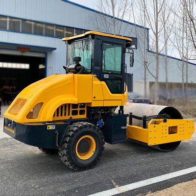 Rijden op trillende single drum 6000 kg Asfalt Ground Road Rollers Voor Asfalt Leging
