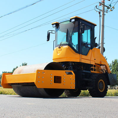4450*1680*2750mm Mini Road Roller Compactor met ISO-certificaat voor hydraulische bediening