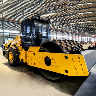 20 ton Mini Wheel Road Roller met 500N/cm statische lijnbelasting Trillingsfrequentie 28/35Hz