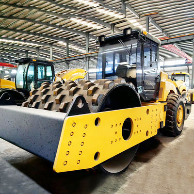 20 ton Mini Wheel Road Roller met 500N/cm statische lijnbelasting Trillingsfrequentie 28/35Hz