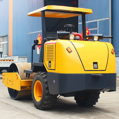 Hoog werkend rendement Single Drum Roller Compactor Vibratory Soil Roller Voor verkoop